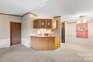 210 Ledbetter Ln, Franklin, NC 28734 - Photo 12