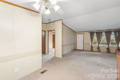 210 Ledbetter Lane, Franklin, NC 28734 - Photo 28