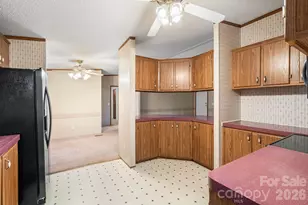 210 Ledbetter Ln, Franklin, NC 28734 - Photo 18