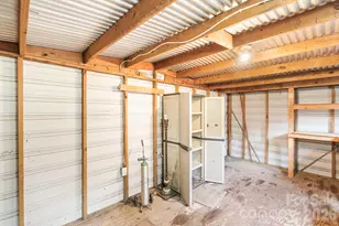 210 Ledbetter Ln, Franklin, NC 28734 - Photo 30