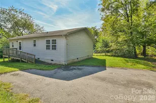 12 Moody St, Candler, NC 28715 - Photo 1