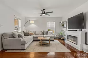 21 Yarrow Meadow Rd, Weaverville, NC 28787 - Photo 2