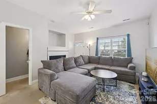 12720 Livengood Ln, Charlotte, NC 28269 - Photo 6