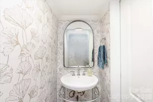 5801 Sharon Rd, Charlotte, NC 28210 - Photo 10