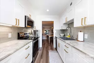 5801 Sharon Rd, Charlotte, NC 28210 - Photo 4