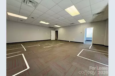 233 Biltmore Avenue, Asheville, NC 28801 - Photo 8