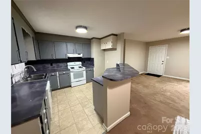 4051 Plum Street, Conover, NC 28613 - Photo 4