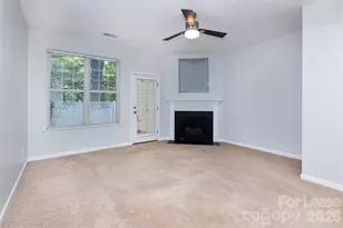 8348 Chaceview Ct, Charlotte, NC 28269 - Photo 4