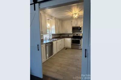 104 Maple Street, Clover, SC 29710 - Photo 6