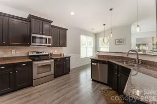 8708 Artesa Mill Ln, Charlotte, NC 28214 - Photo 8