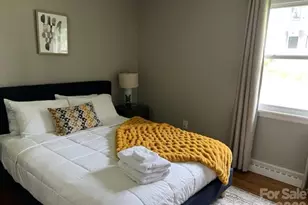 2205 Thurmond Pl, Charlotte, NC 28205 - Photo 4