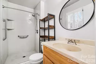 3430 Rea Rd, Charlotte, NC 28226 - Photo 32