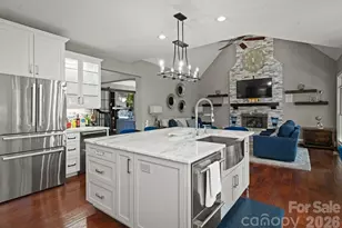 141 Sardis Ln, Charlotte, NC 28270 - Photo 6