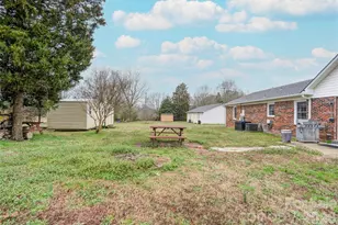 111 Hicks Rd, Grover, NC 28073 - Photo 34