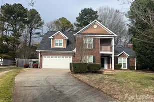 9015 Carastan Dr, Charlotte, NC 28216 - Photo 2