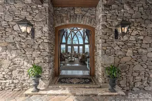 434 Coopers Hawk Dr, Asheville, NC 28803 - Photo 4