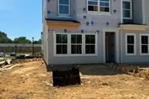 4636 Lakeview Rd, Charlotte, NC 28216 - Photo 1