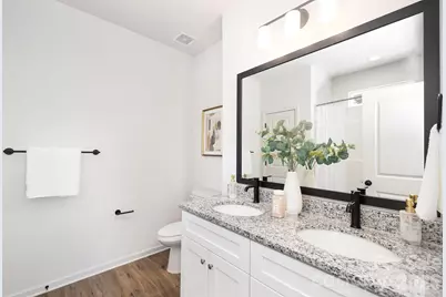 528 W Todd Lane, Charlotte, NC 28208 - Photo 12