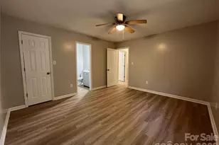 5830 Stone Bluff Ct, Charlotte, NC 28214 - Photo 12
