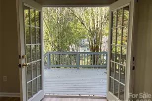 5830 Stone Bluff Ct, Charlotte, NC 28214 - Photo 4