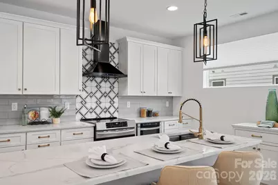 306 Wesley Heights Way, Charlotte, NC 28208 - Photo 2