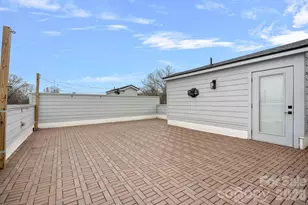 306 Wesley Heights Way, Charlotte, NC 28208 - Photo 22