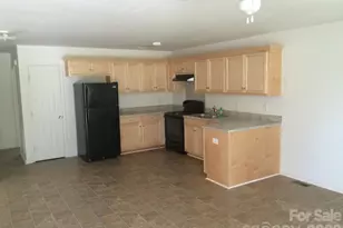 1943-1955 Glen Manor Ct, Lincolnton, NC 28092 - Photo 4