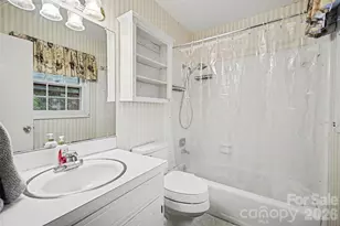 209 Windover Dr, Forest City, NC 28043 - Photo 18