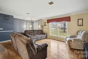 209 Windover Dr, Forest City, NC 28043 - Photo 8