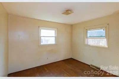 7 Main Street, Asheville, NC 28803 - Photo 14