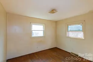 7 Main St, Asheville, NC 28803 - Photo 14