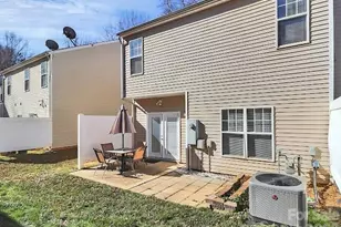 5426 Franklin Springs Cir, Charlotte, NC 28217 - Photo 32