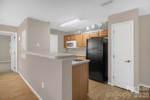 9849 Campus Walk Ln, Charlotte, NC 28262 - Photo 10