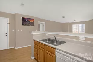 9849 Campus Walk Ln, Charlotte, NC 28262 - Photo 12