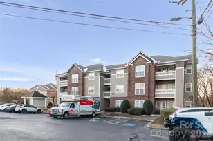 9849 Campus Walk Ln, Charlotte, NC 28262 - Photo 2