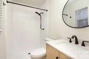 1627 Bonnie Ln, Charlotte, NC 28213 - Photo 24