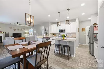 13049 Whitemarsh Hall Drive, Charlotte, NC 28273 - Photo 6