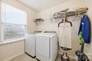 13049 Whitemarsh Hall Dr, Charlotte, NC 28273 - Photo 22