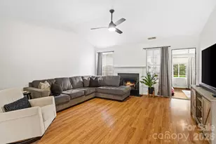 2642 Gradys Ground Dr, McConnells, SC 29726 - Photo 10