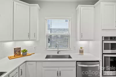 16038 Roscoe Lane, Charlotte, NC 28204 - Photo 16