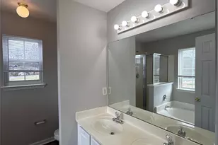 1511 Hudson Graham Ln, Charlotte, NC 28216 - Photo 8