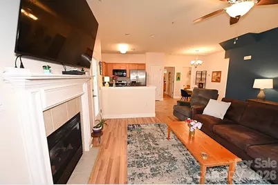 1360 21st Avenue NE, Hickory, NC 28601 - Photo 8