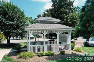 1360 21st Ave NE, Hickory, NC 28601 - Photo 32