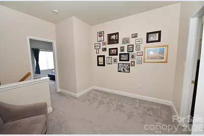 1360 21st Avenue NE, Hickory, NC 28601 - Photo 20
