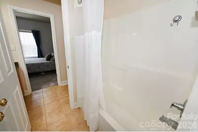 1360 21st Avenue NE, Hickory, NC 28601 - Photo 26