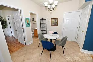 1360 21st Ave NE, Hickory, NC 28601 - Photo 10