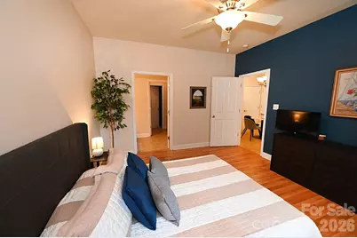 1360 21st Avenue NE, Hickory, NC 28601 - Photo 14