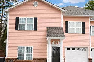 1360 21st Ave NE, Hickory, NC 28601 - Photo 1