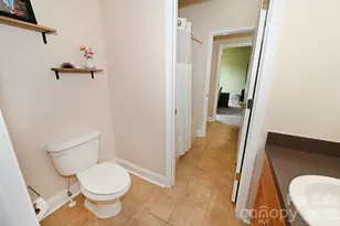 1360 21st Ave NE, Hickory, NC 28601 - Photo 24