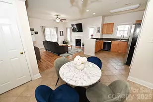 1360 21st Ave NE, Hickory, NC 28601 - Photo 2